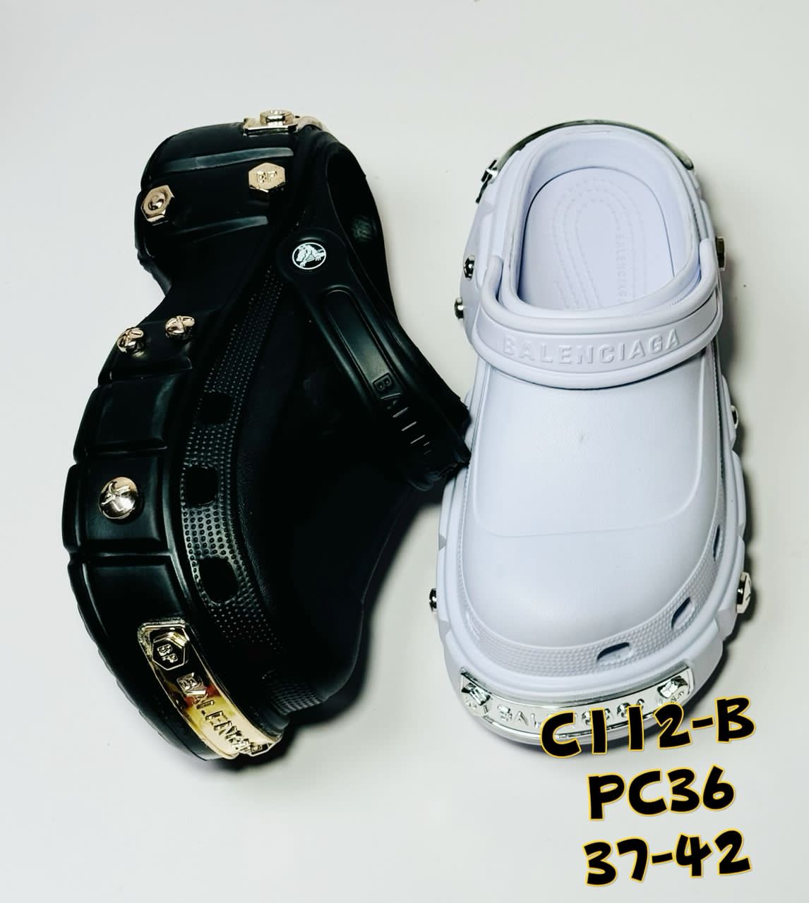 Thumbnail of Fancy crocks 2