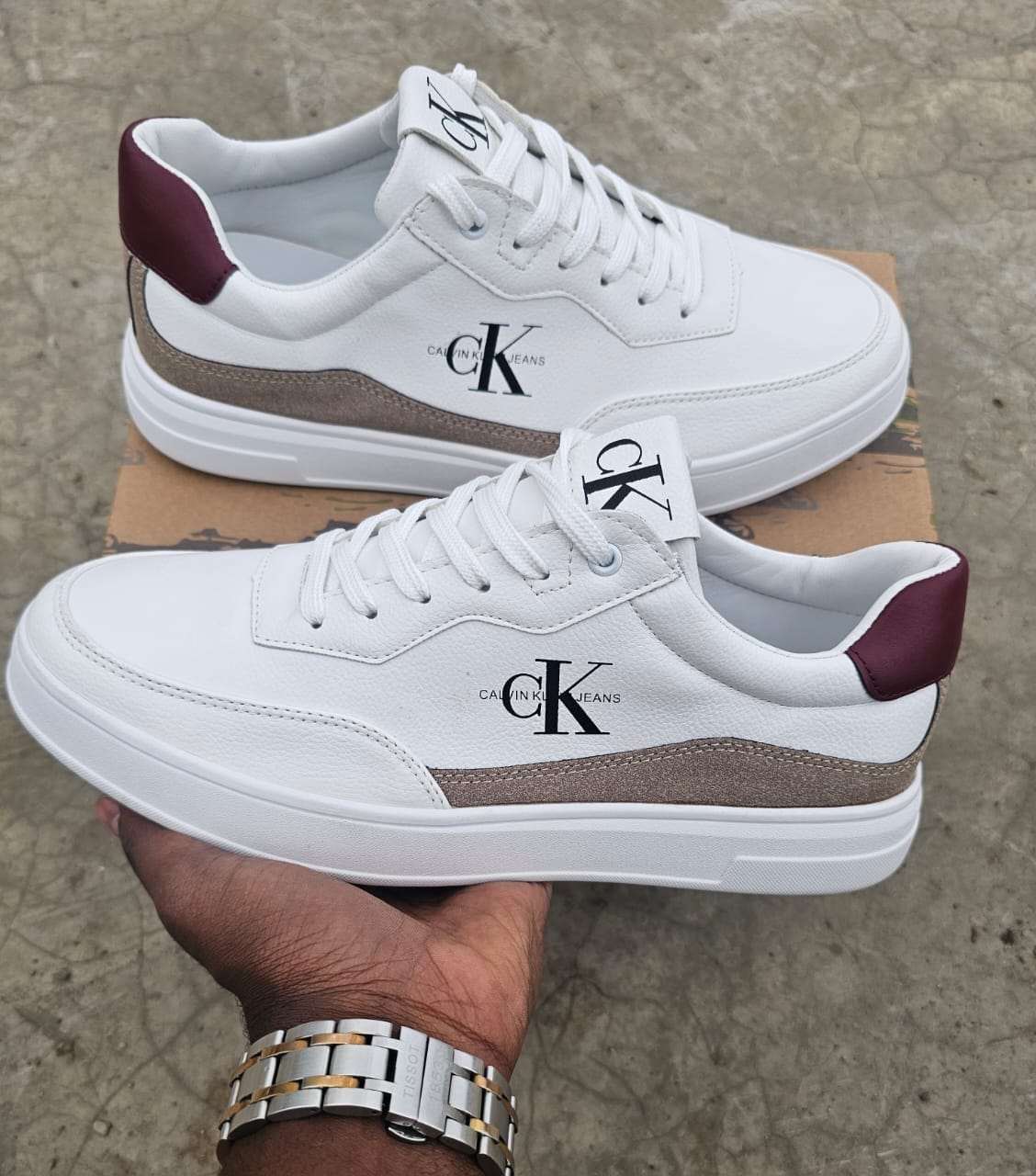 Thumbnail of Calvin klein 4