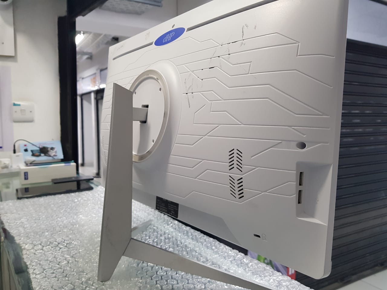 Thumbnail of Dhp all in one pc 4