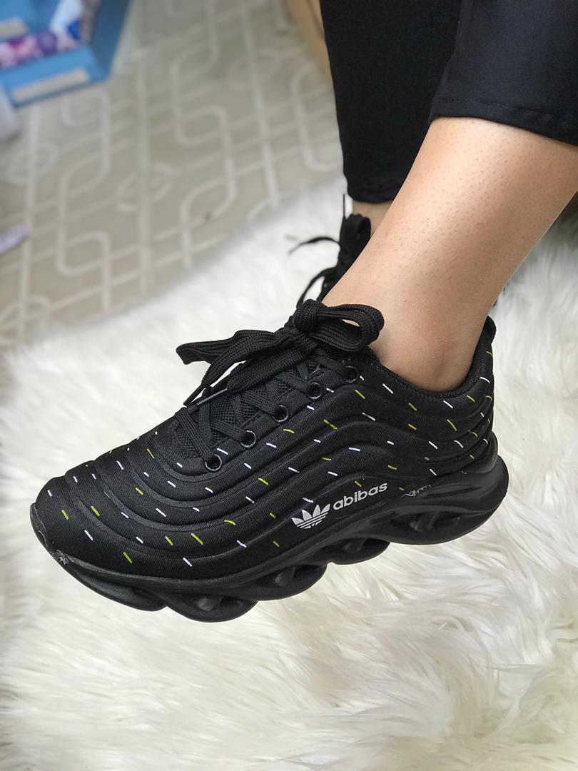 Thumbnail of Adidas shoes 3